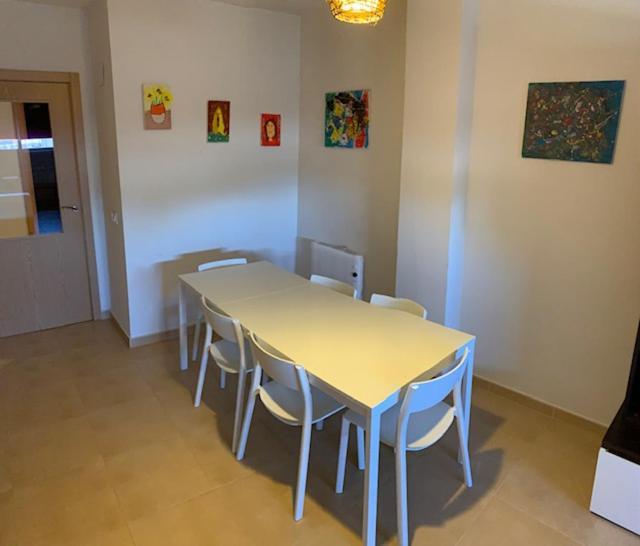 Vivienda Turistica Mi Terraza Lägenhet El Casar de Escalona Exteriör bild